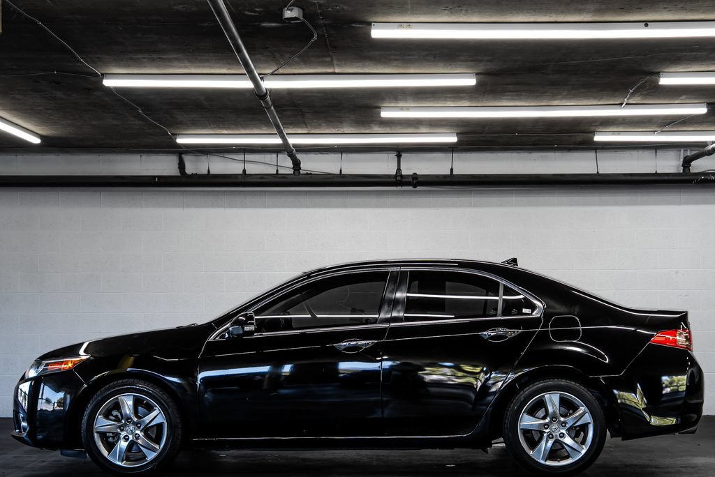 Used 2011 Acura TSX Sedan FWD image 2