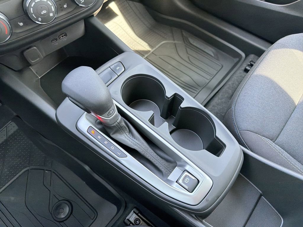 New 2026 Chevrolet Trax LS w/ LS Convenience Package FWD image 7