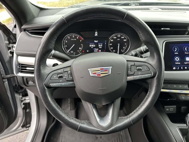 Used 2021 Cadillac XT4 Premium Luxury w/ Cold Weather Package image 11