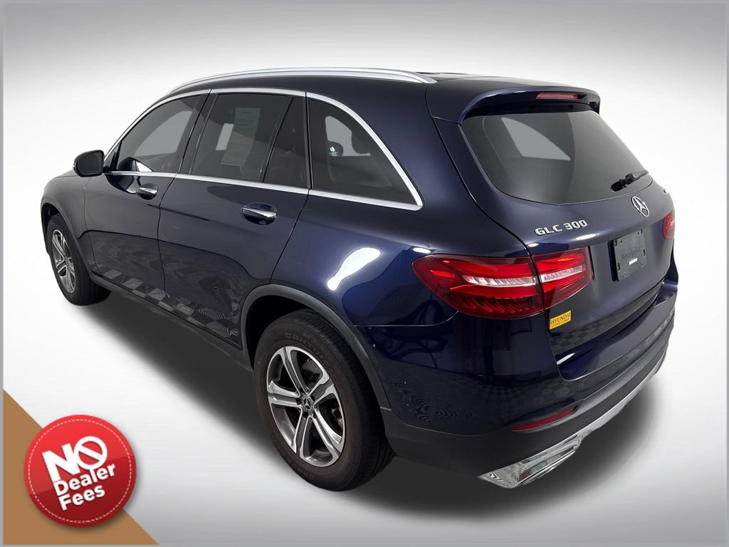 Used 2019 Mercedes-Benz GLC 300 4MATIC image 3