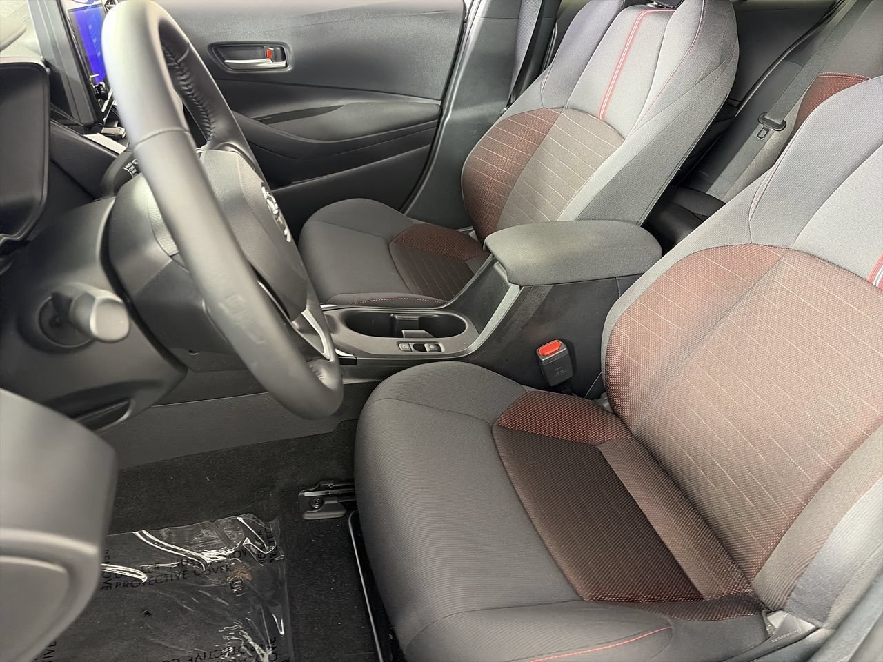 Used 2026 Toyota Corolla SE w/ Carpet Mat Package (TMS) FWD image 19