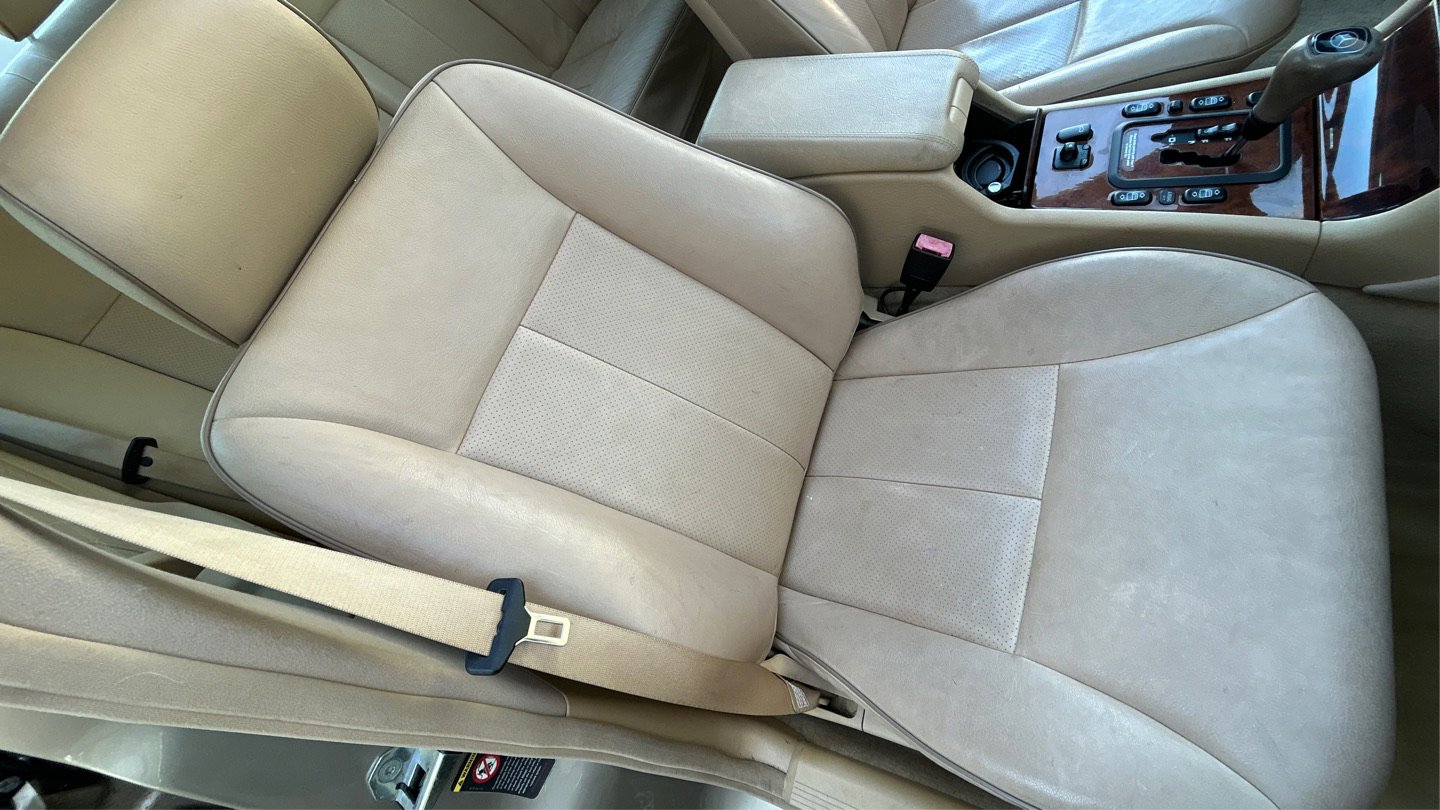 Used 2000 Mercedes-Benz E 320 Sedan image 15