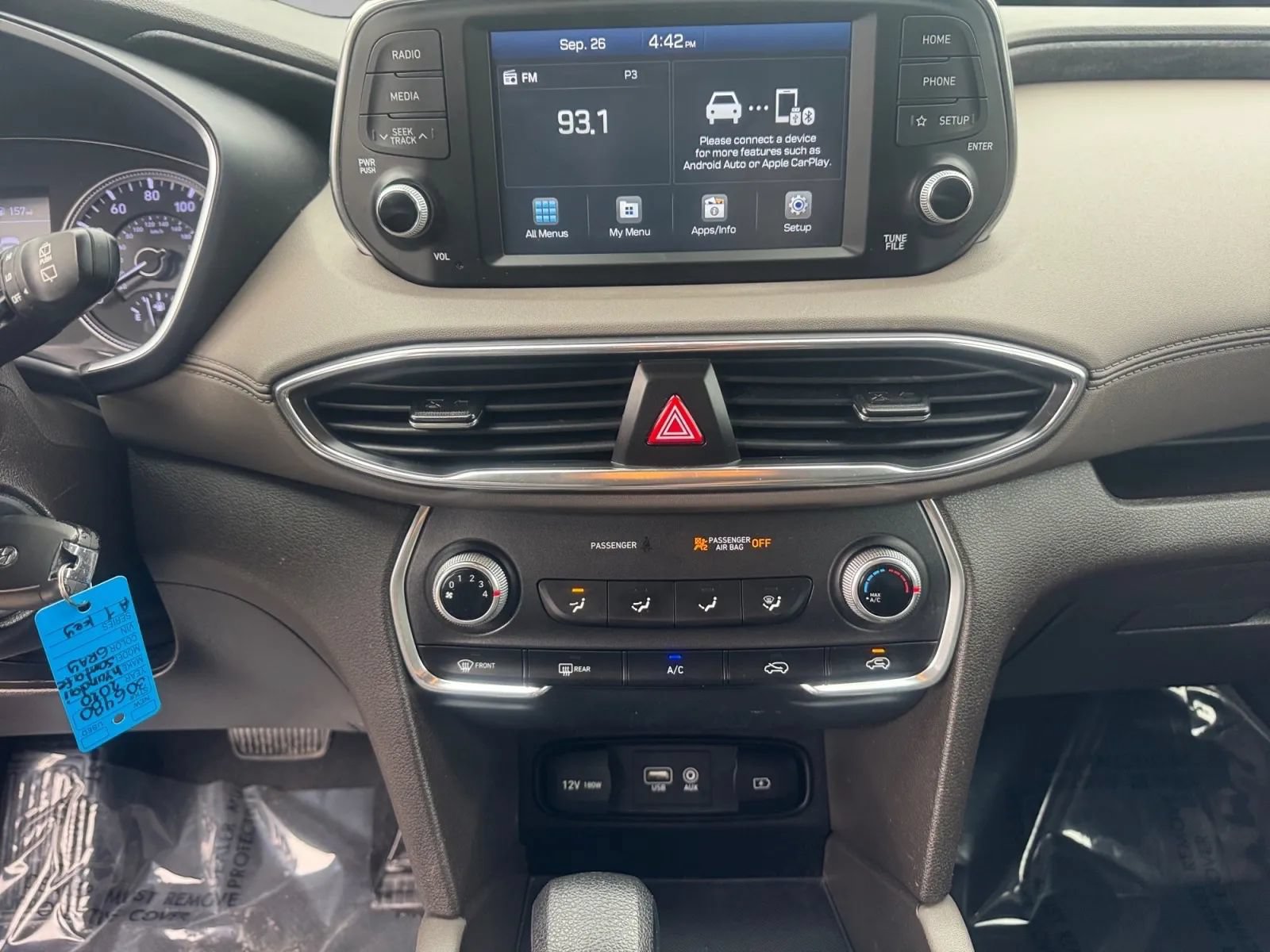 Used 2020 Hyundai Santa Fe SE AWD/4WD image 16
