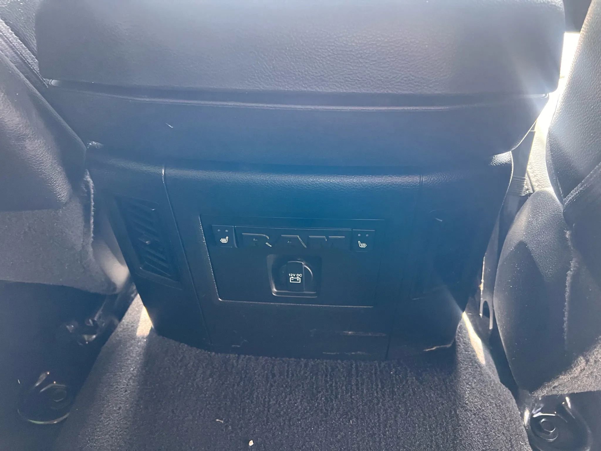 Used 2018 RAM 2500 Laramie w/ Sport Appearance Group image 12