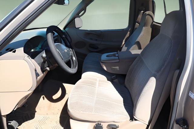 Used 1997 Ford F150 Lariat RWD image 12