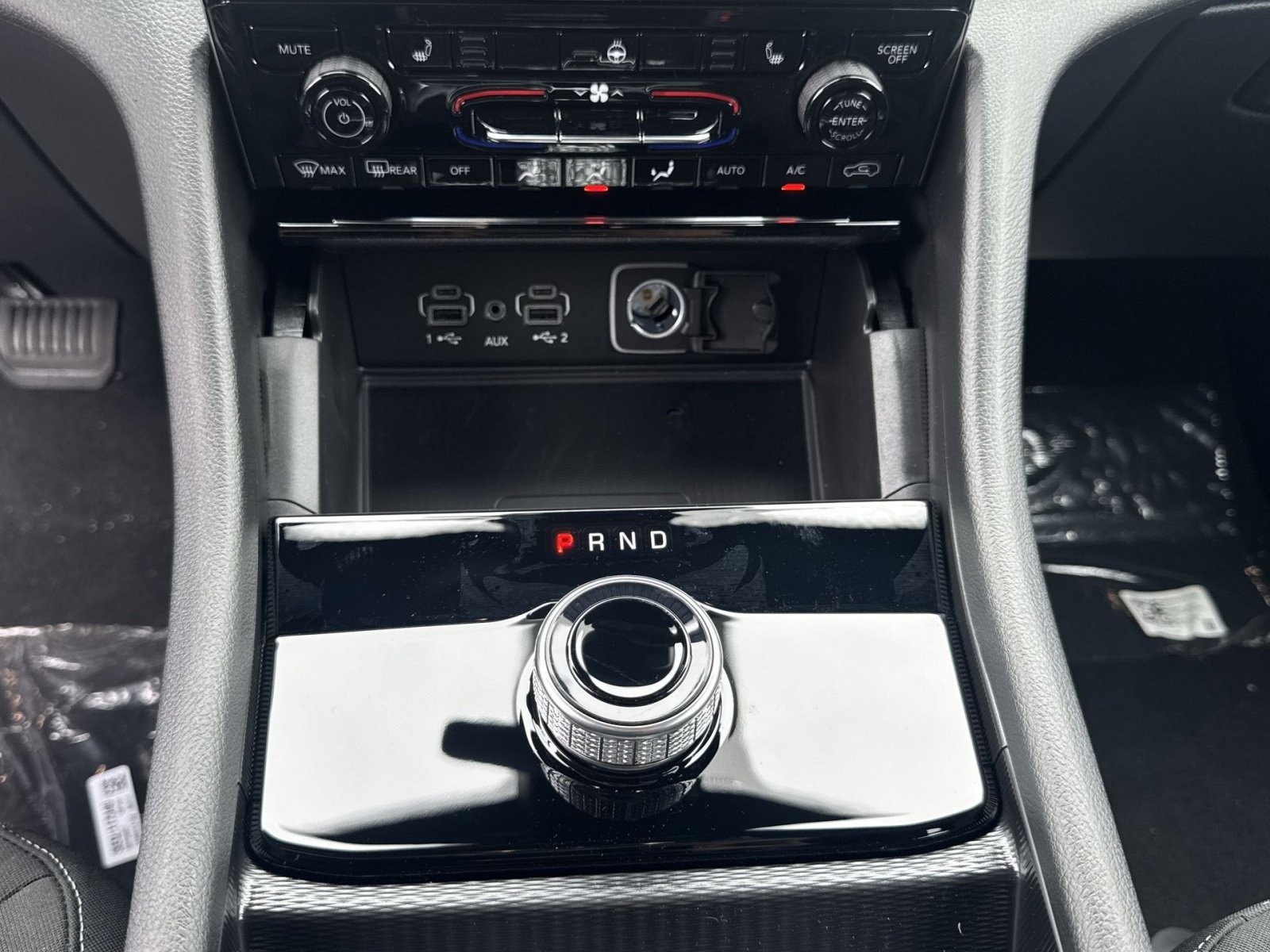 New 2025 Jeep Grand Cherokee L Laredo w/ Luxury Tech Group I image 21