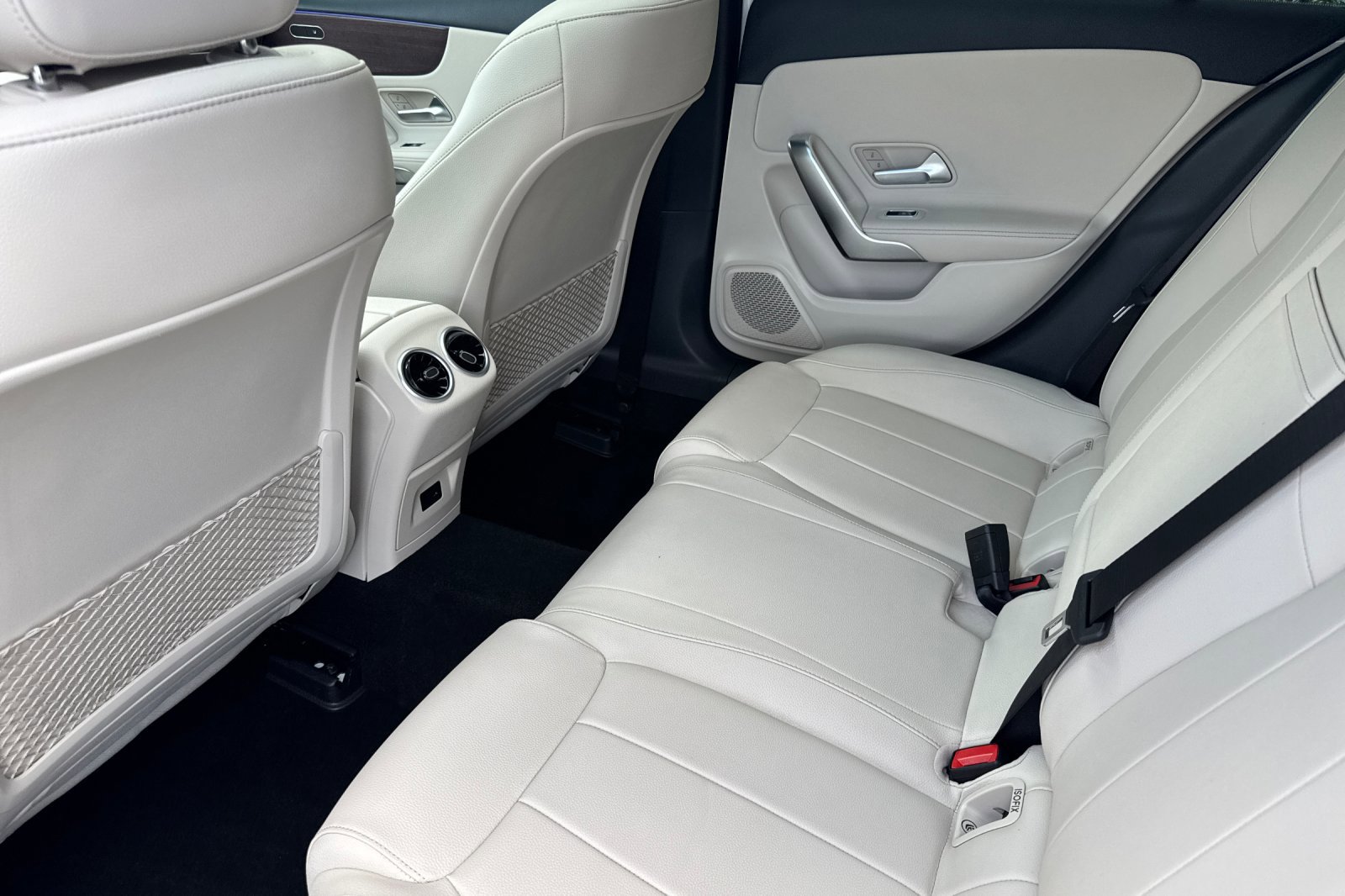 Used 2022 Mercedes-Benz A 220 4MATIC image 12