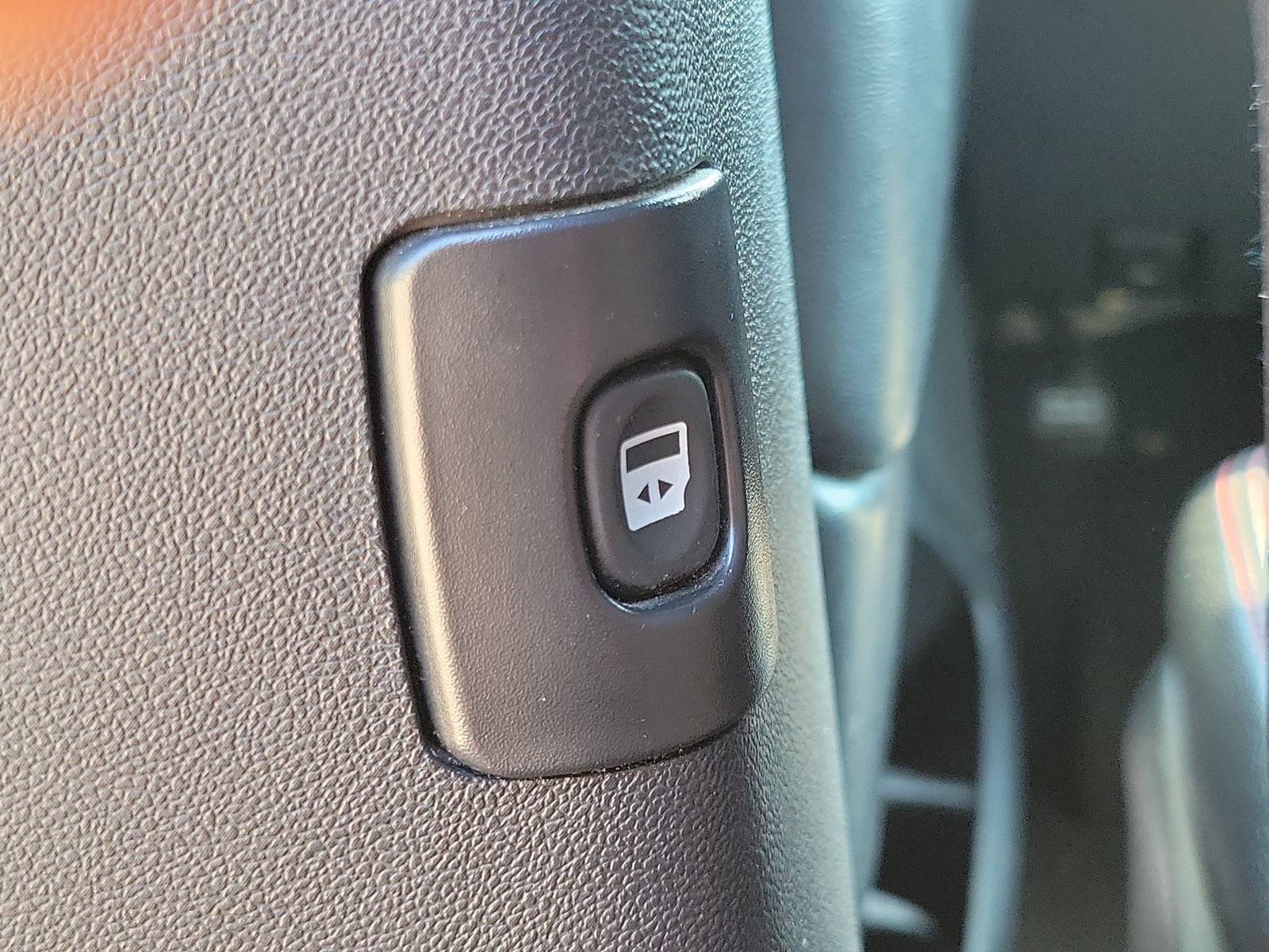 Used 2019 Dodge Grand Caravan GT FWD image 28