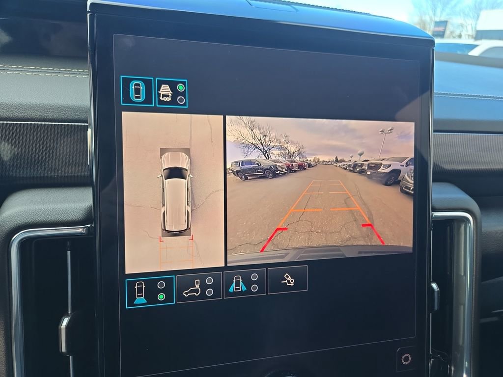 Used 2025 GMC Yukon XL Elevation w/ Elevation Premium Package image 30