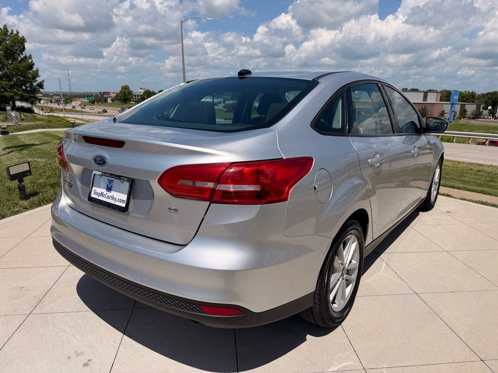 Used 2017 Ford Focus SE FWD image 9
