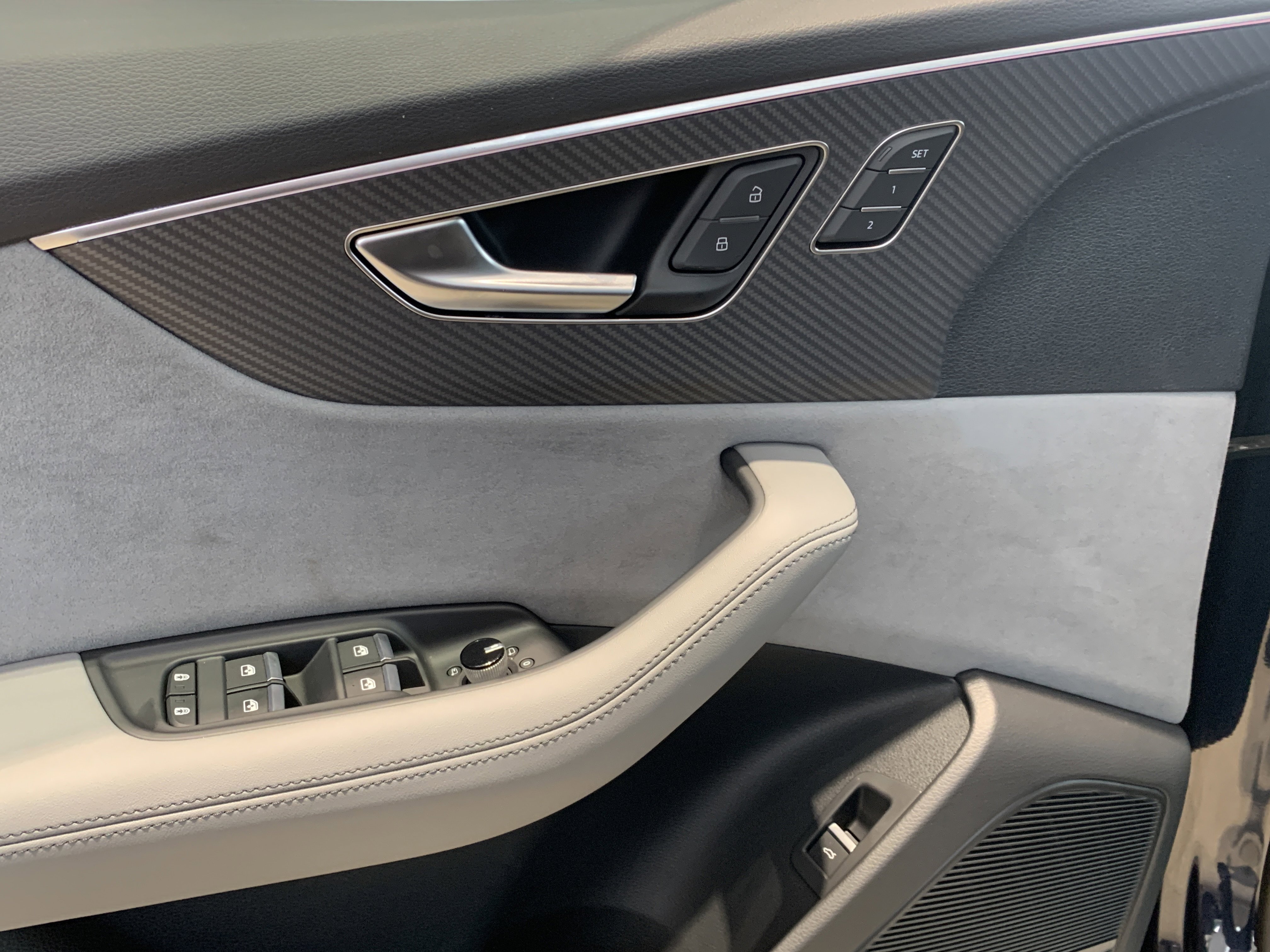 New 2026 Audi SQ8 Premium Plus image 11