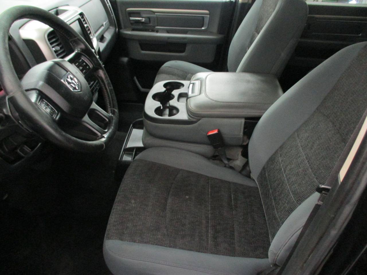 Used 2016 RAM 1500 Big Horn AWD/4WD image 10