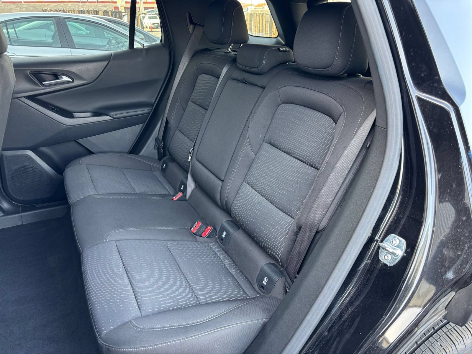 Used 2025 Chevrolet Equinox LT FWD image 38