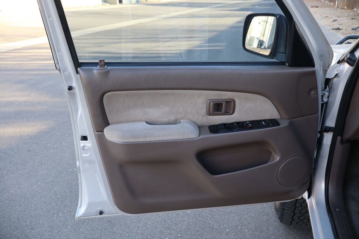 Used 1998 Toyota 4Runner 4WD image 23