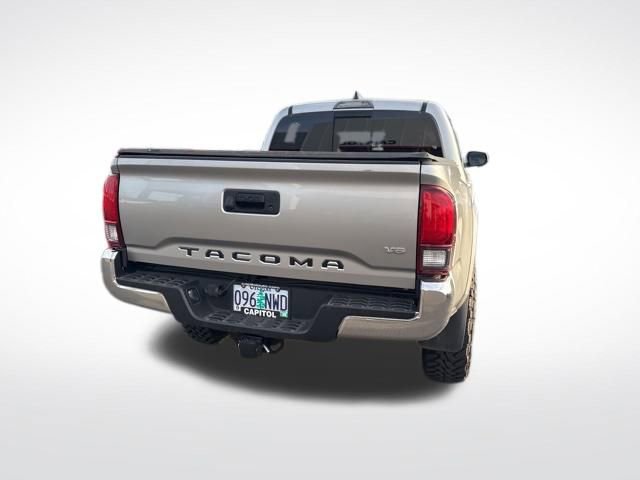 Used 2022 Toyota Tacoma SR5 image 3