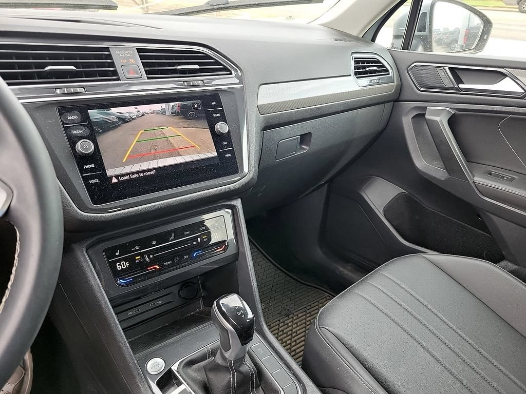 Used 2024 Volkswagen Tiguan SE FWD image 25