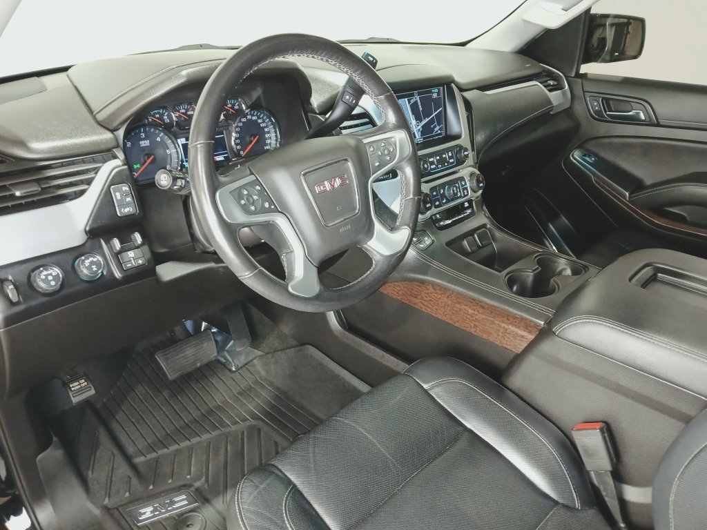 Used 2018 GMC Yukon SLT w/ Premium Edition AWD/4WD image 18