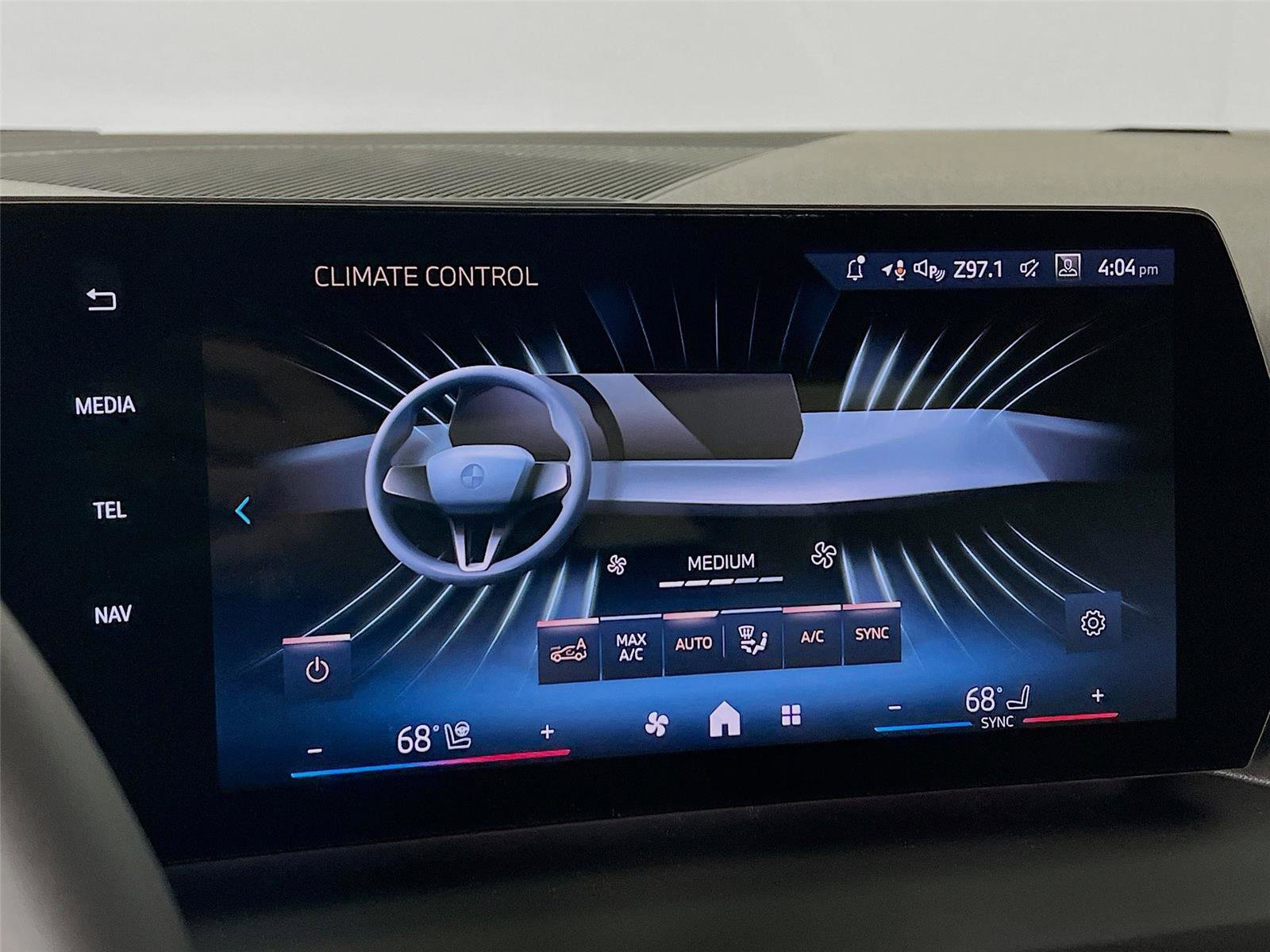 Used 2025 BMW 228i xDrive w/ Premium Package image 15