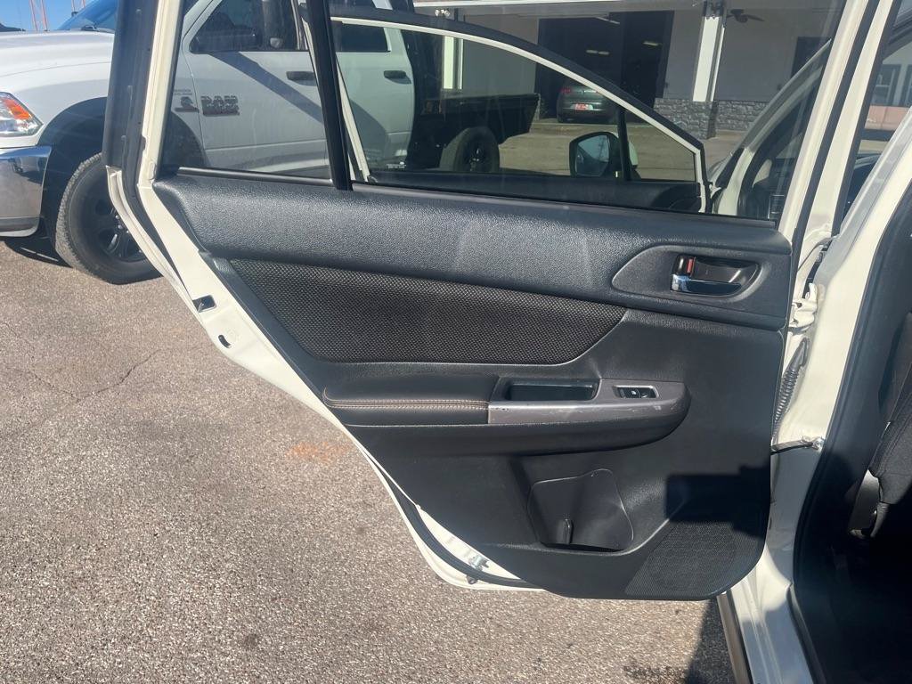 Used 2016 Subaru Crosstrek 2.0i Premium AWD/4WD image 19