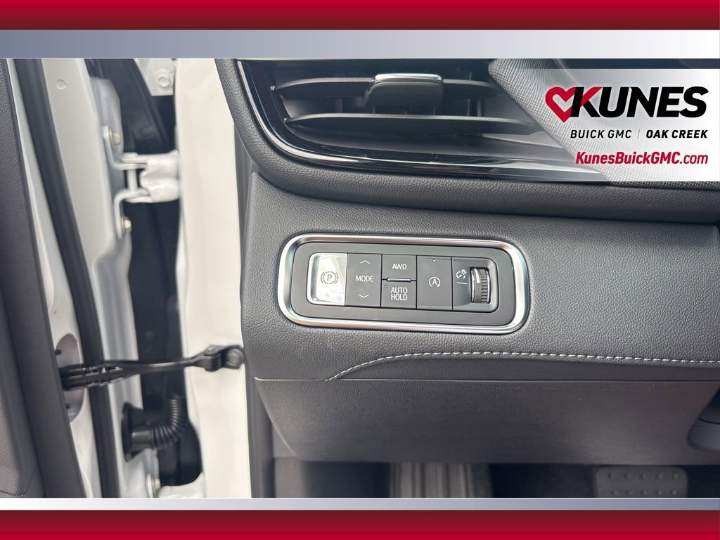 New 2026 Buick Enclave Sport Touring w/ LPO, Floor Liner Package image 17