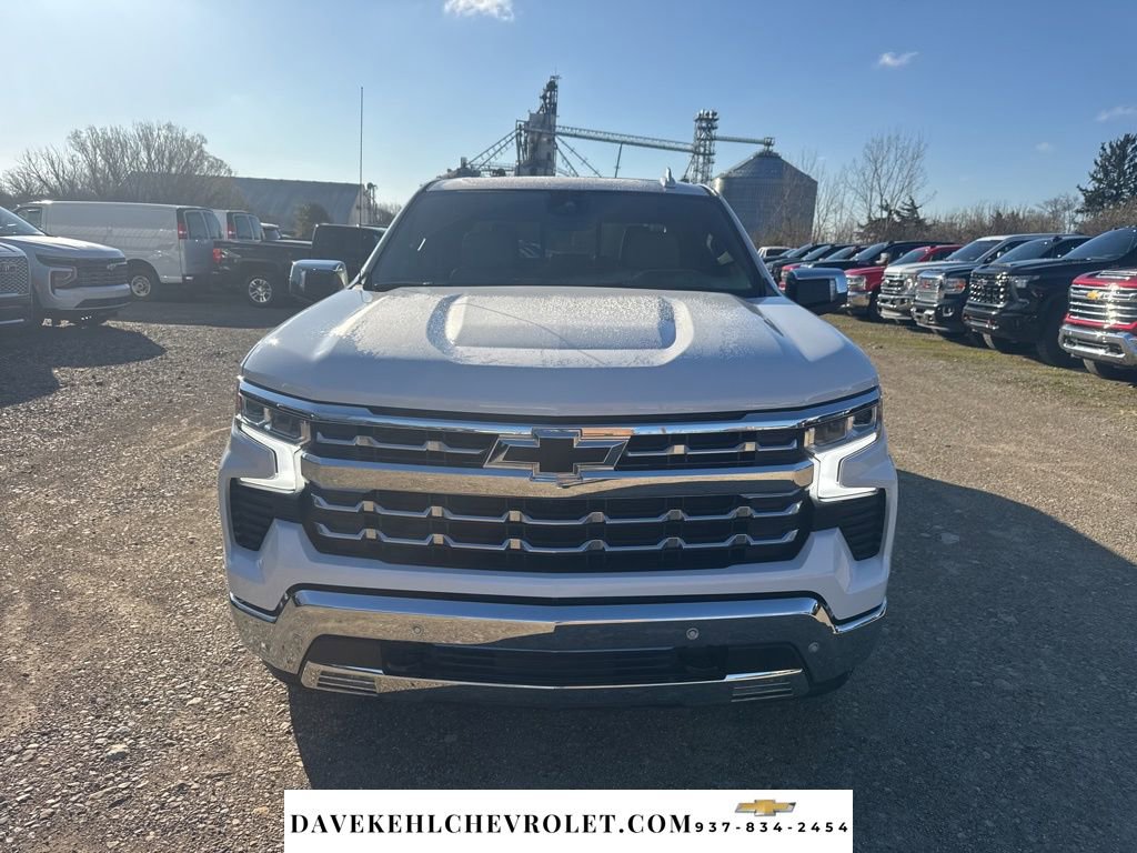 Used 2025 Chevrolet Silverado 1500 LTZ w/ LTZ Premium Package image 8