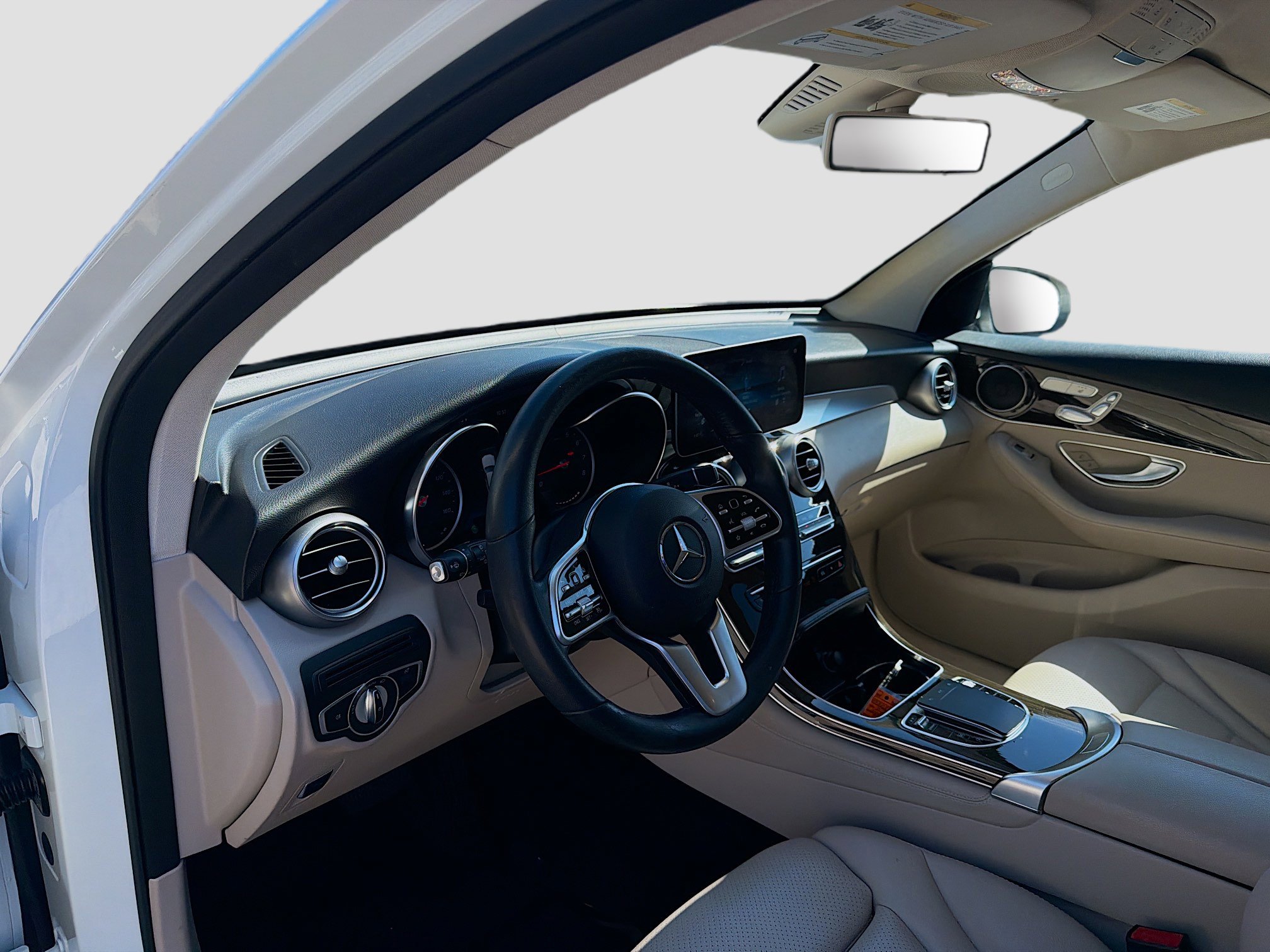 Used 2020 Mercedes-Benz GLC 300 image 9