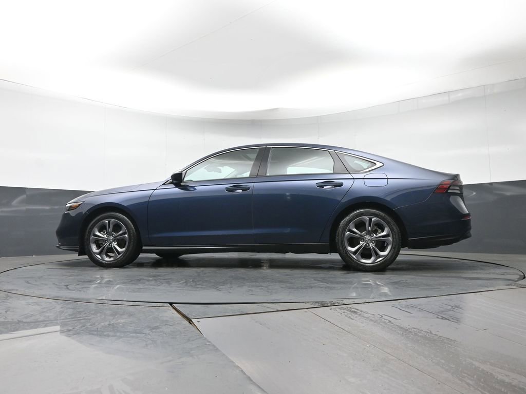 Certified 2023 Honda Accord EX image 30
