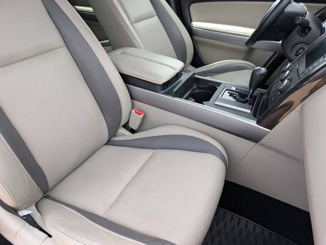 Used 2011 MAZDA CX-9 Grand Touring w/ Moonroof & Bose Audio Pkg AWD/4WD image 25
