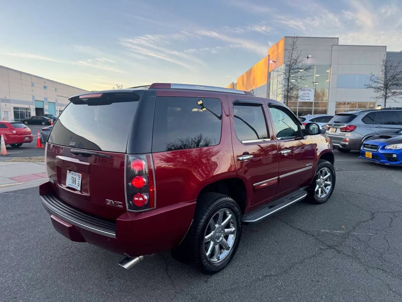 Used 2011 GMC Yukon Denali image 6