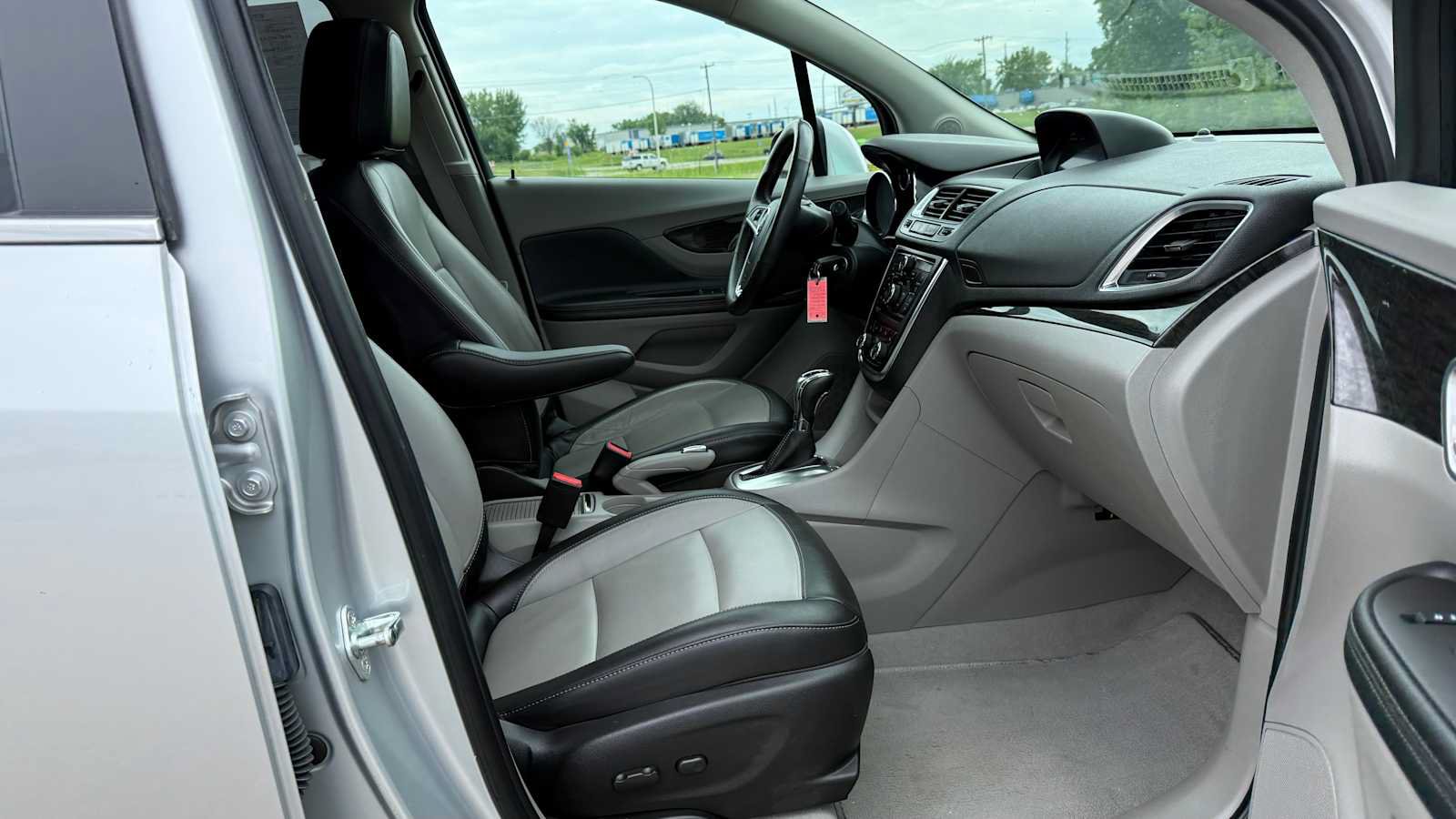 Used 2016 Buick Encore Leather w/ Experience Buick Package AWD/4WD image 12