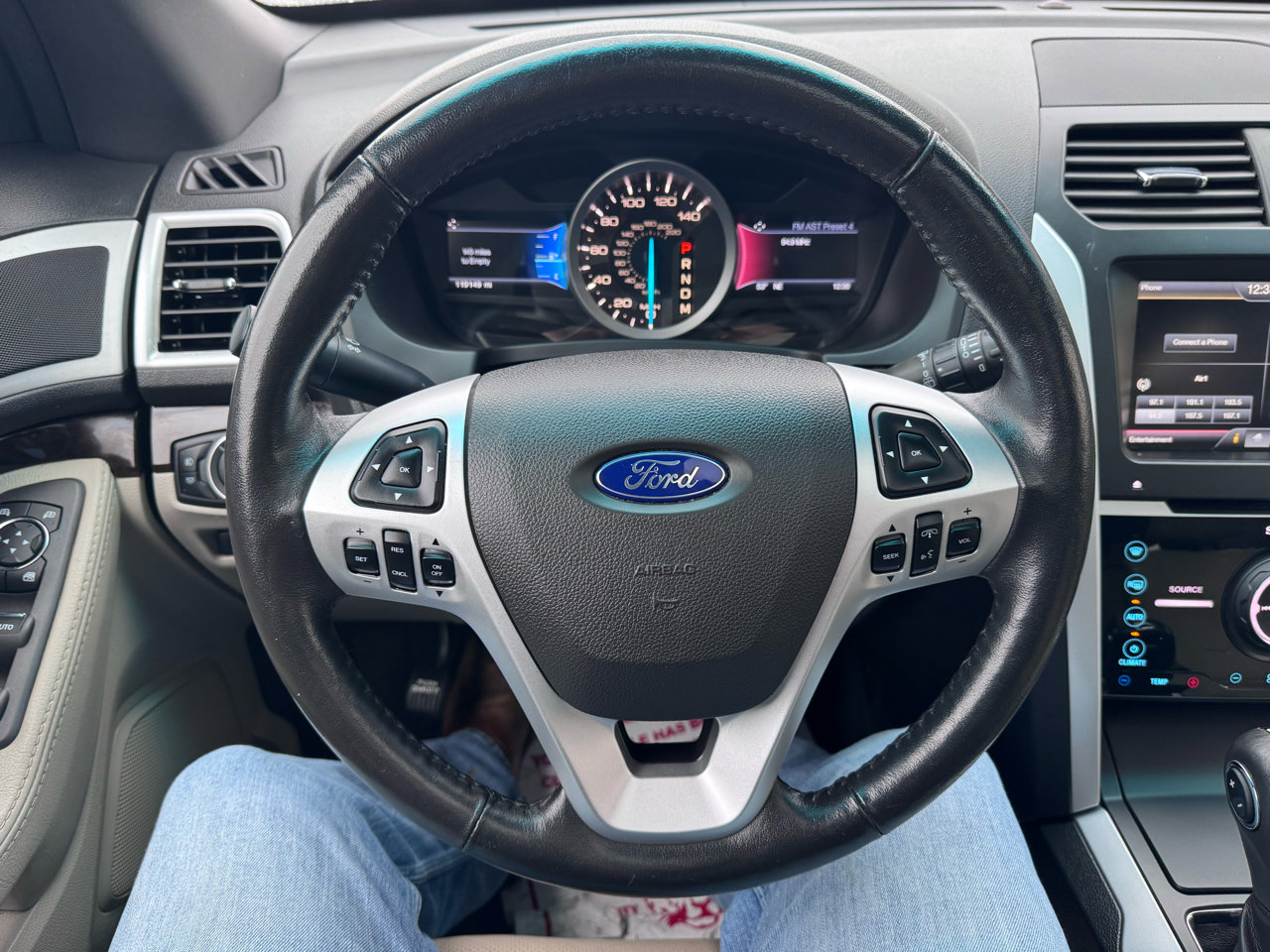 Used 2015 Ford Explorer Limited w/ Equipment Group 302A image 18