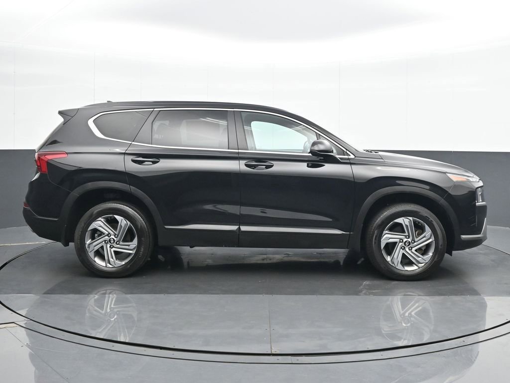 Used 2023 Hyundai Santa Fe SE image 7