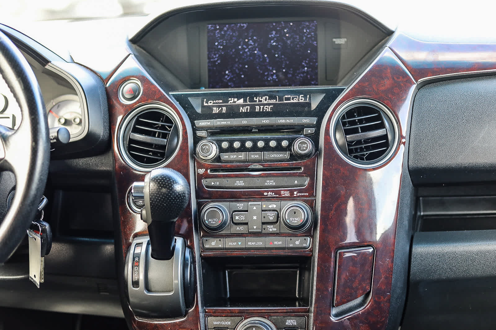 Used 2012 Honda Pilot Touring image 14