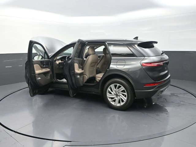Used 2020 Lincoln Corsair FWD w/ Convenience Package image 43