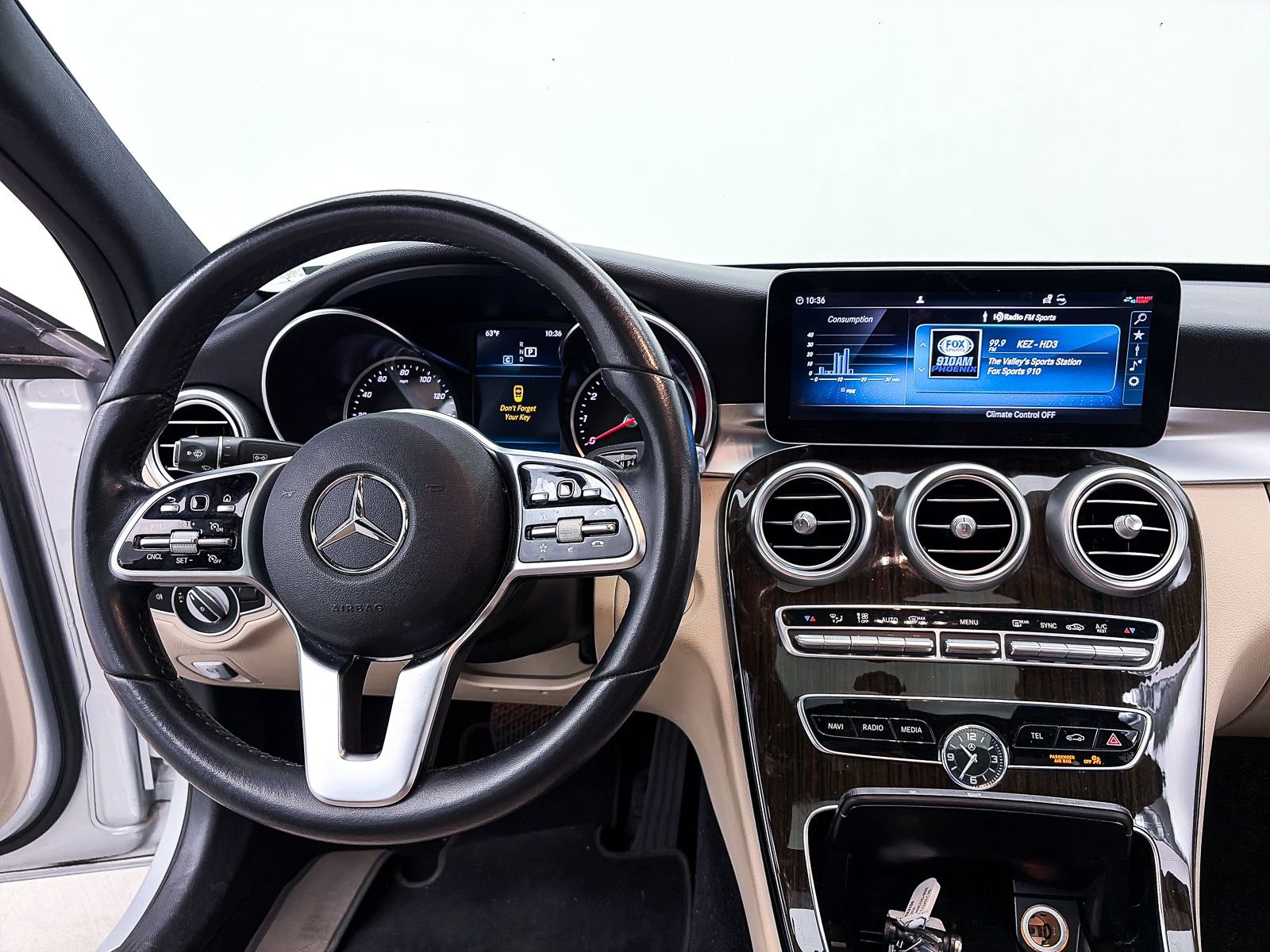 Used 2020 Mercedes-Benz C 300 Sedan image 4