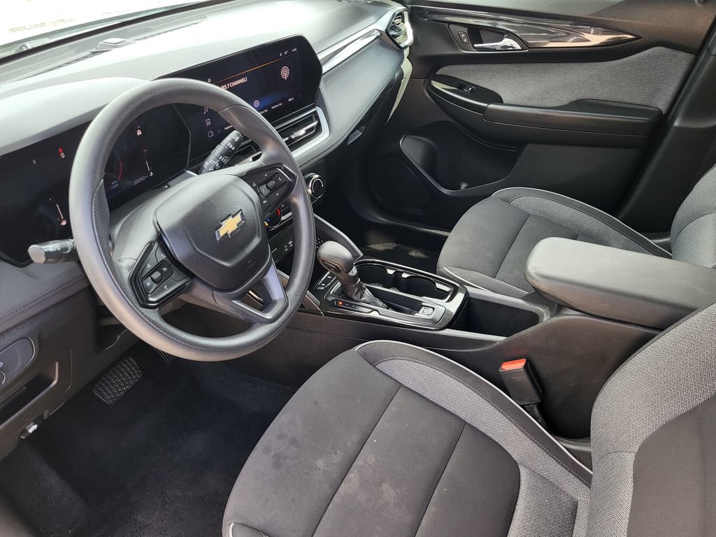 Used 2024 Chevrolet TrailBlazer LT FWD image 10