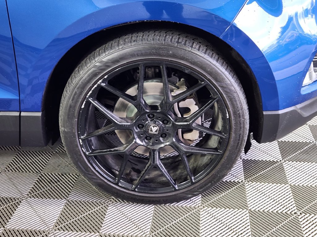 Used 2022 Ford Edge Titanium w/ Equipment Group 301A AWD/4WD image 9
