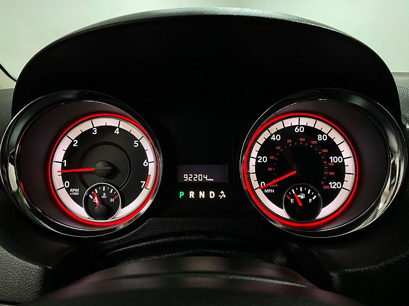 Used 2016 Dodge Grand Caravan American Value Package w/ UConnect Hands-Free Group image 18