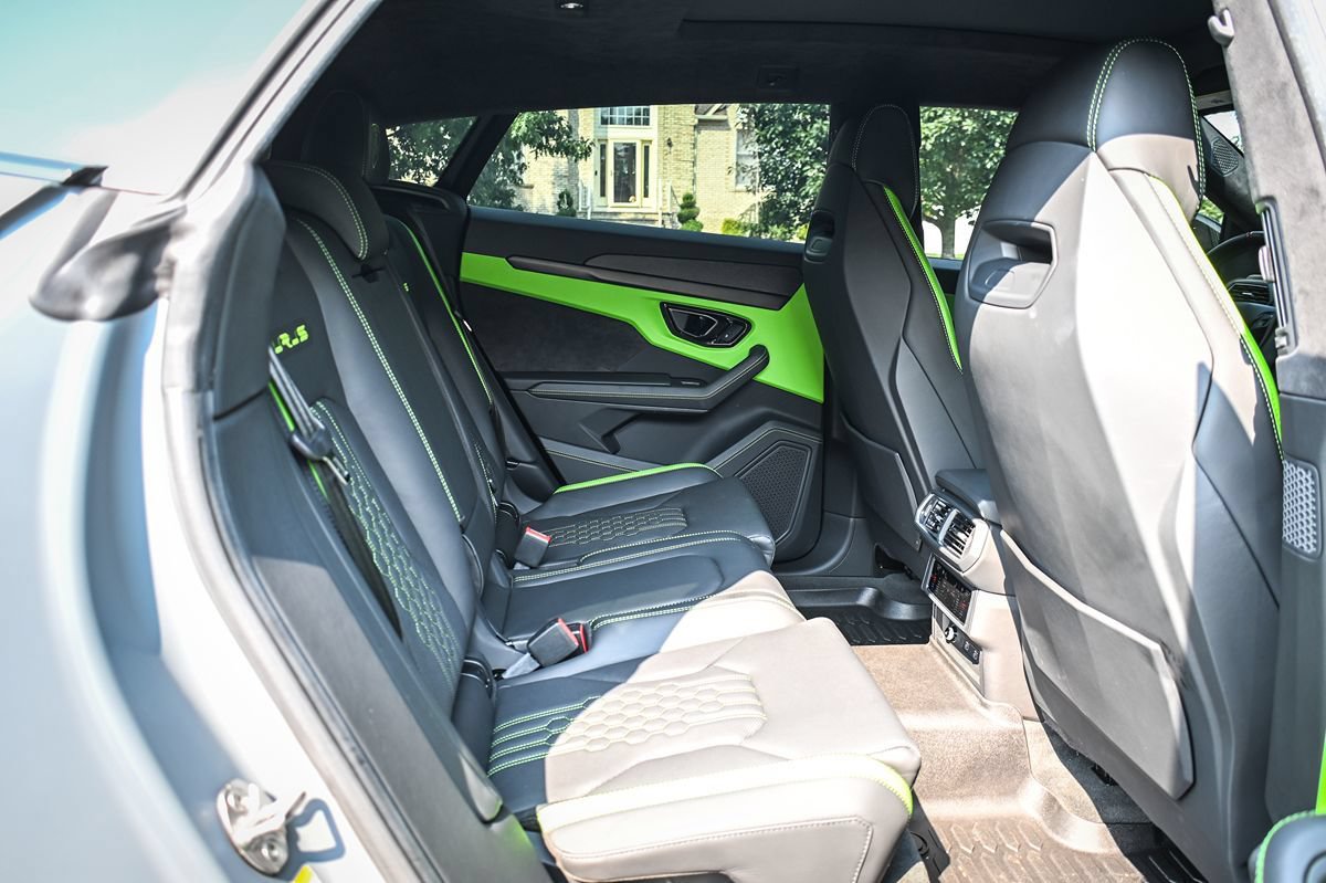 Used 2024 Lamborghini Urus S AWD/4WD image 27