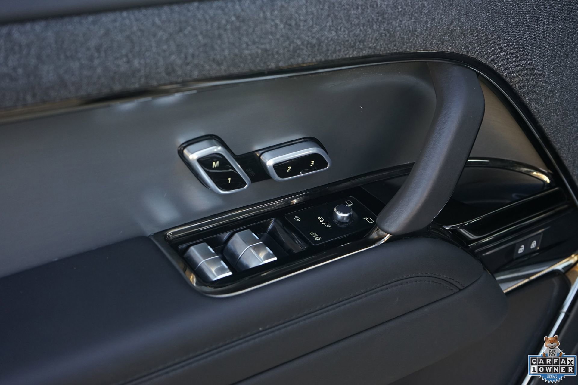 Used 2025 Land Rover Range Rover Sport SE image 26