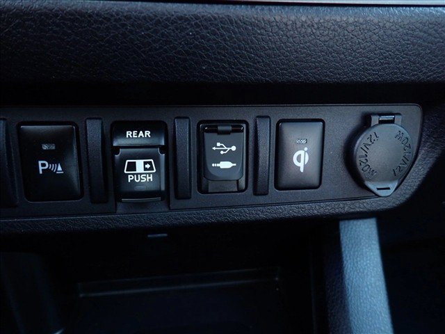 Certified 2018 Toyota Tacoma TRD Sport w/ Technology Package AWD/4WD image 17
