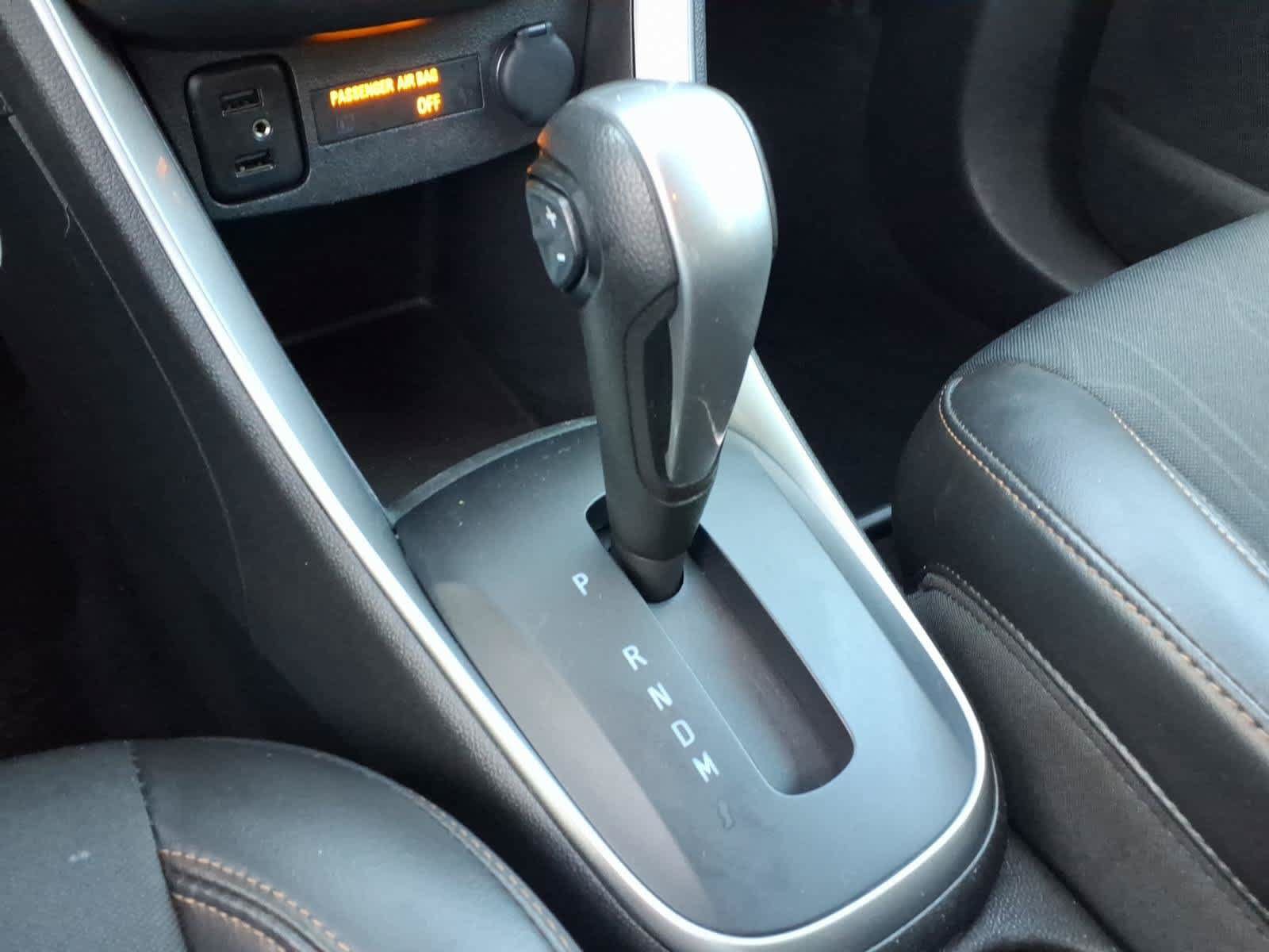 Used 2021 Chevrolet Trax LT AWD/4WD image 23