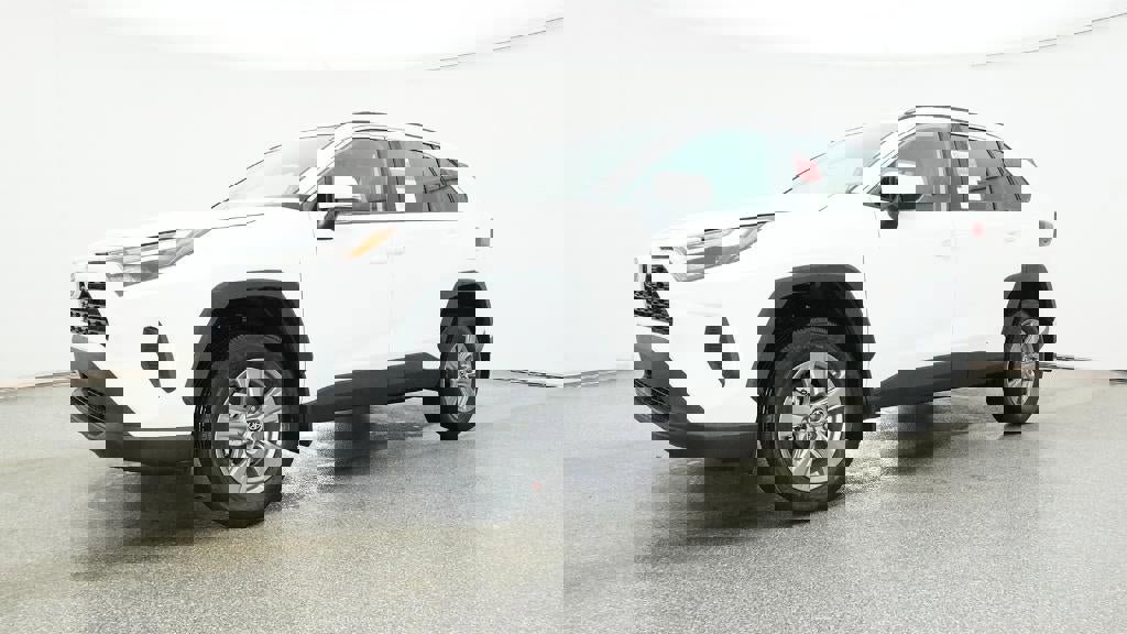 New 2025 Toyota RAV4 XLE image 18