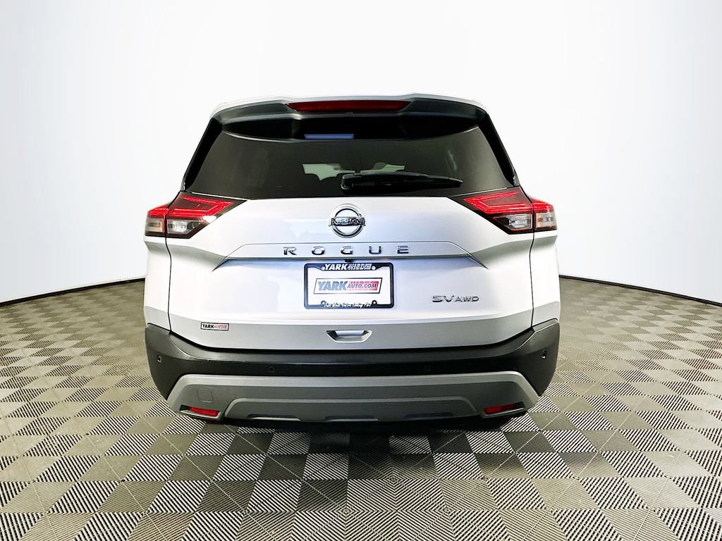 Used 2021 Nissan Rogue SV AWD/4WD image 9
