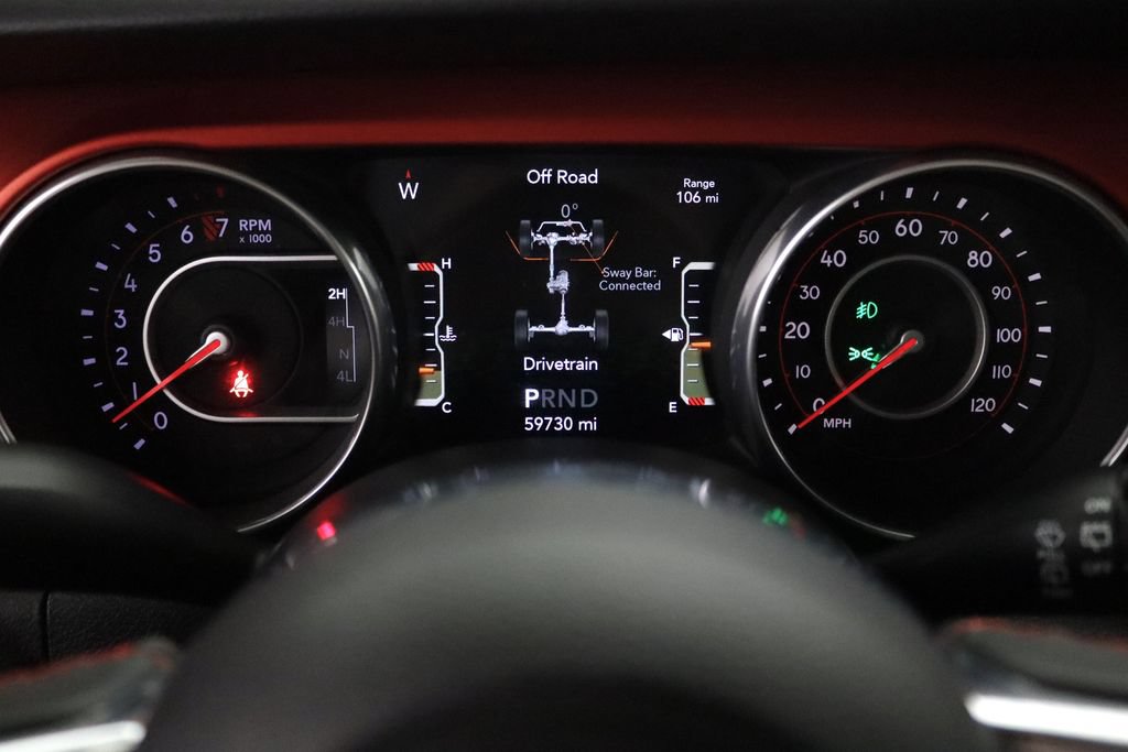 Used 2018 Jeep Wrangler Unlimited Rubicon AWD/4WD image 3
