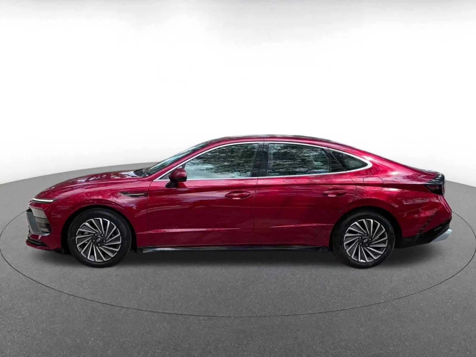 Used 2025 Hyundai Sonata SEL image 9