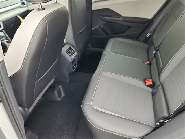 New 2025 Volkswagen Taos SE image 8
