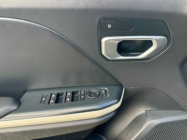 Used 2026 Kia K4 GT-Line w/ GT-Line Sunroof Package FWD image 11