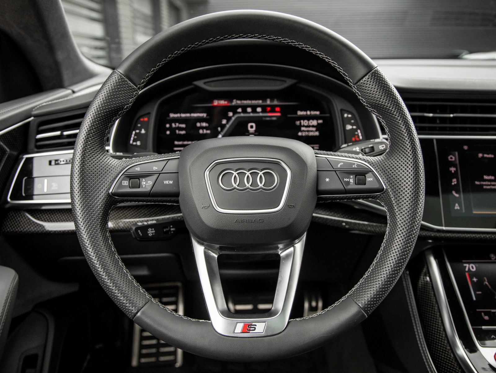 Used 2023 Audi SQ8 Premium Plus AWD/4WD image 27