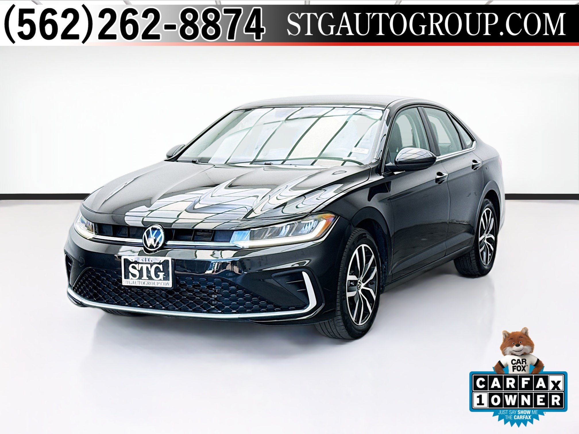 Used 2025 Volkswagen Jetta SE FWD image 1